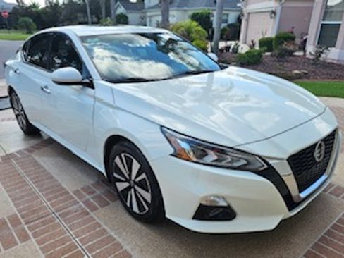 Used 2022 Nissan Altima 2.5 SL FWD image 10