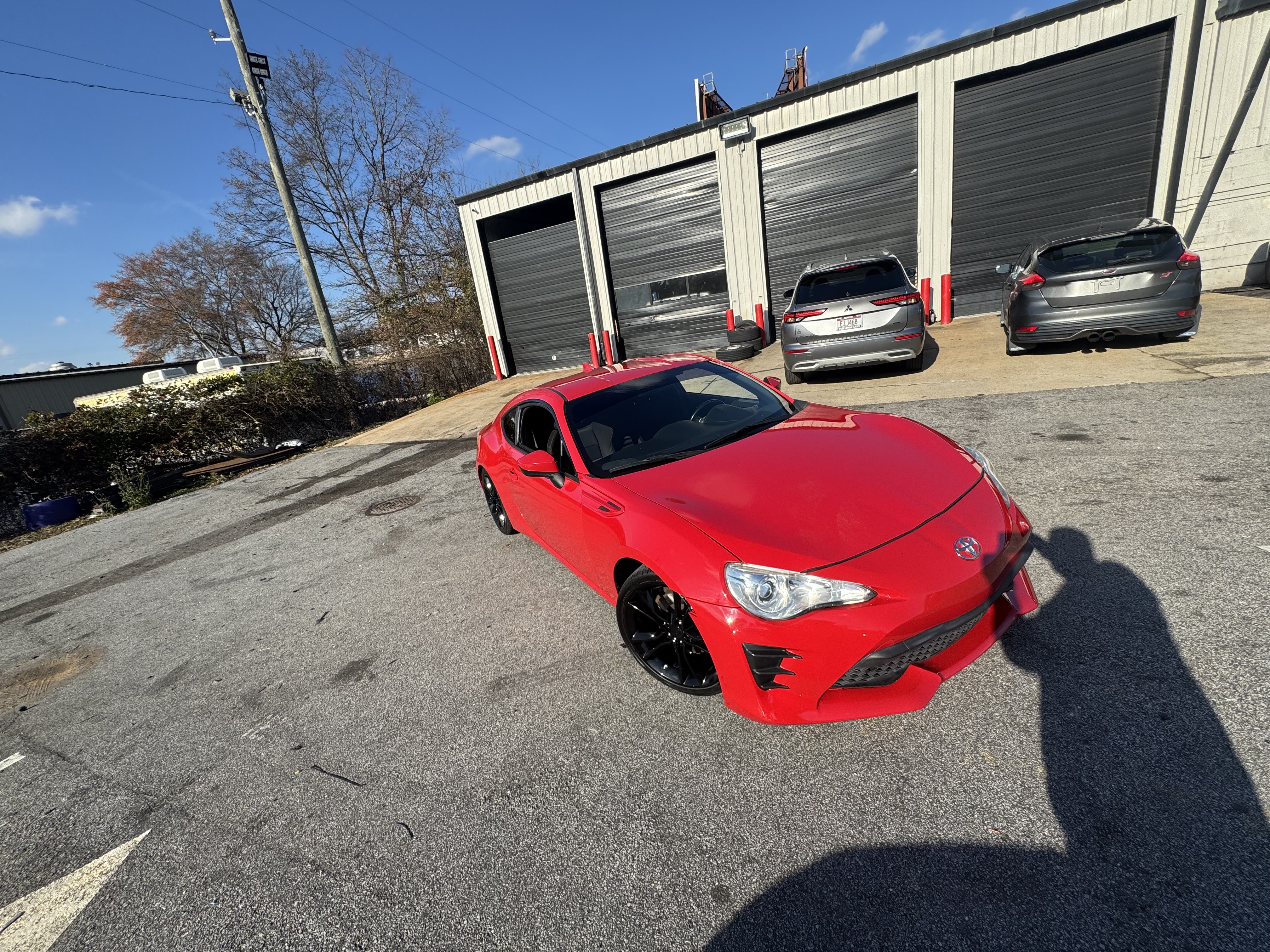 Used 2017 Toyota 86 RWD image 5