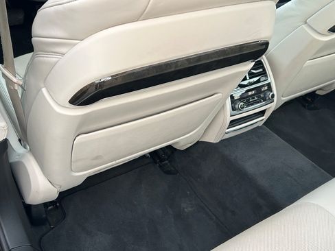 Used 2016 BMW 750i xDrive 750i xDrive Sedan 4D image 12