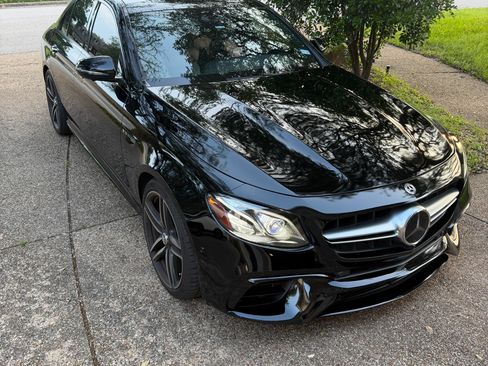 Used 2020 Mercedes-Benz E 63 AMG S image 11