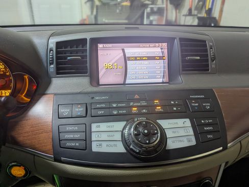 Used 2007 INFINITI M35 x w/ Technology Pkg image 13