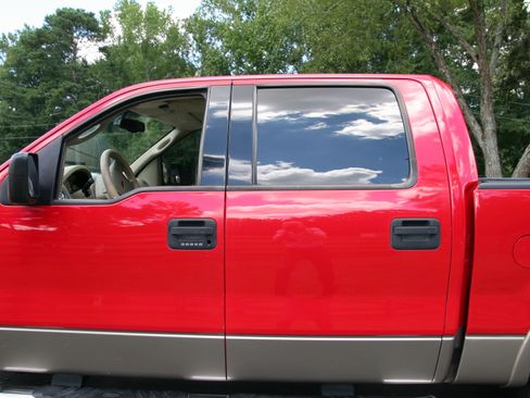 Used 2004 Ford F150 Lariat image 8