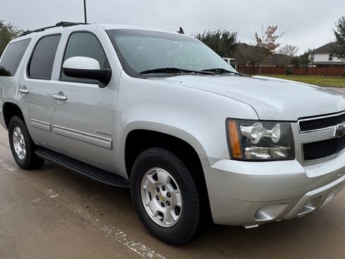 Used 2011 Chevrolet Tahoe LS image 1