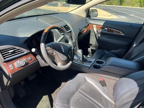 Used 2013 Lincoln MKX AWD image 24