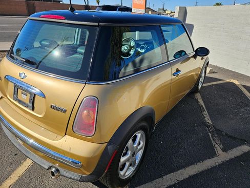 Used 2004 MINI Cooper Hardtop image 4