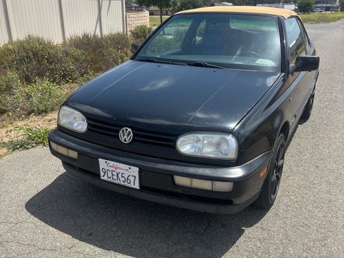 Used 1996 Volkswagen Cabrio FWD image 9