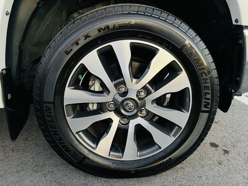 Used 2019 Toyota Tundra Limited RWD image 23