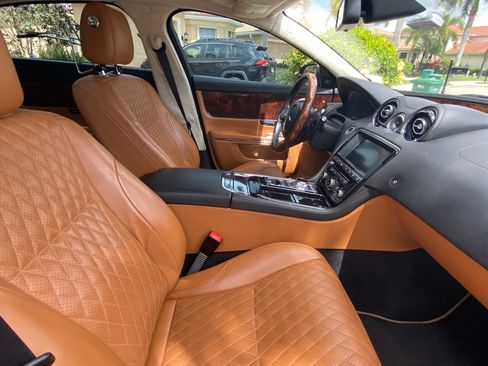 Used 2016 Jaguar XJ L Supercharged image 8