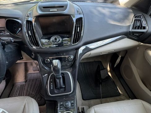 Used 2014 Ford Escape Titanium AWD/4WD image 21