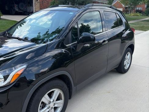 Used 2020 Chevrolet Trax LT w/ Driver Confidence Package FWD image 5