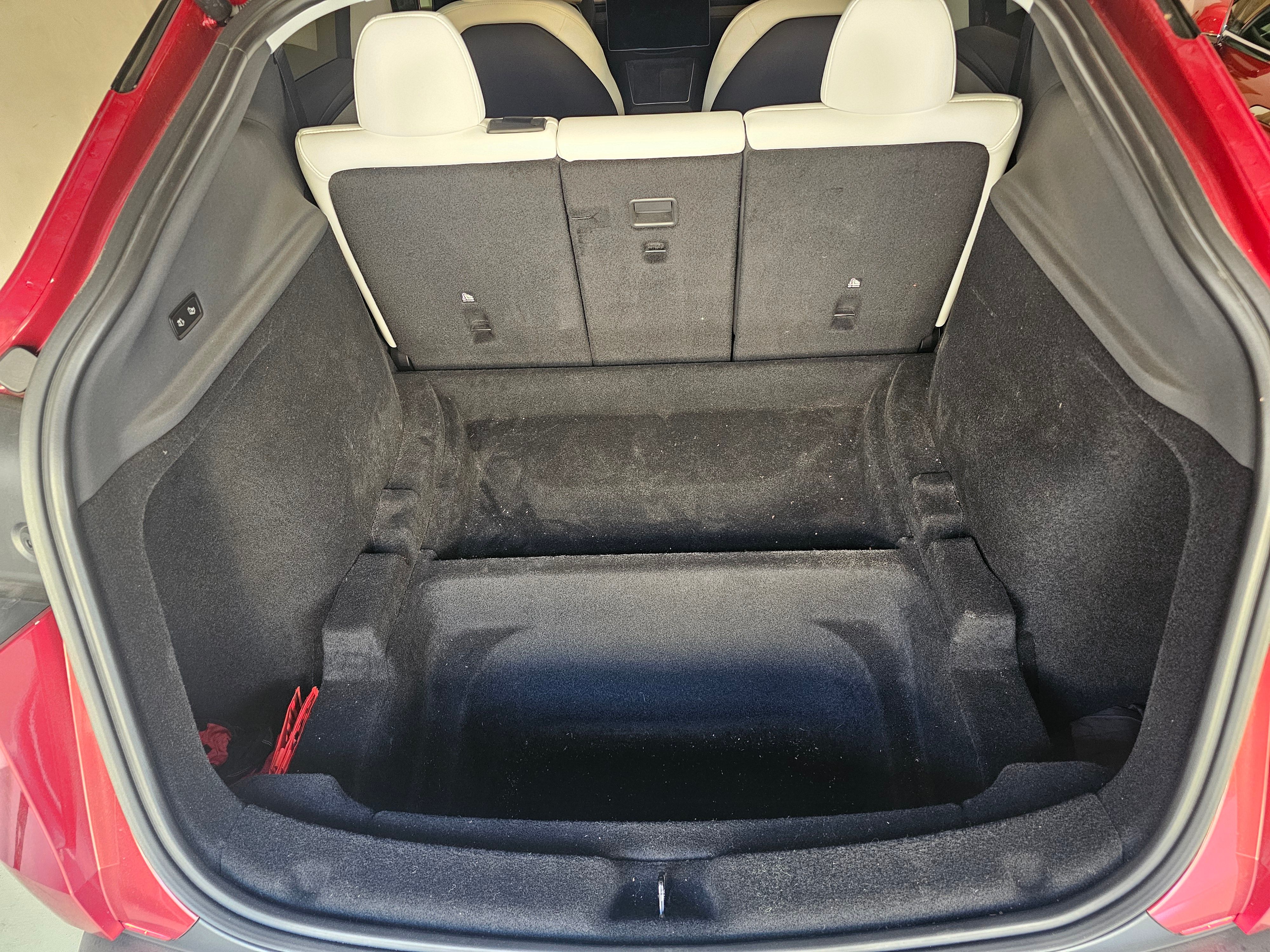 Used 2026 Tesla Model Y Long Range AWD/4WD image 10