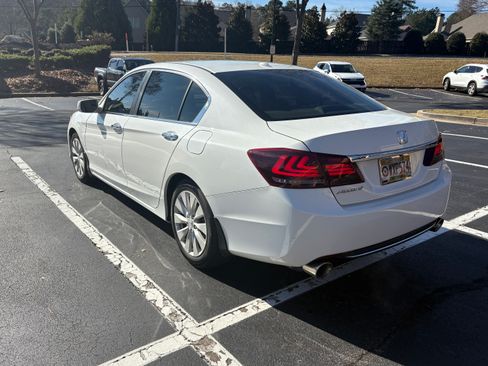 Used 2015 Honda Accord EX-L image 4