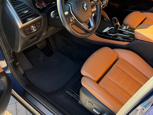 Used 2020 BMW X4 xDrive30i image 8