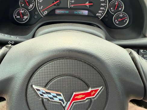 Used 2005 Chevrolet Corvette Convertible w/ Preferred Equipment Group image 6