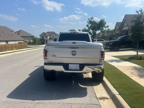 Used 2011 RAM 1500 Big Horn RWD image 5
