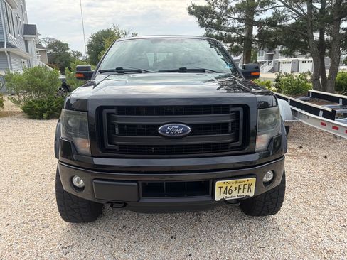 Used 2014 Ford F150 FX4 w/ Equipment Group 402A Luxury AWD/4WD image 5