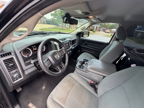 Used 2015 RAM 1500 Express w/ Black Ram 1500 Express Group AWD/4WD image 8