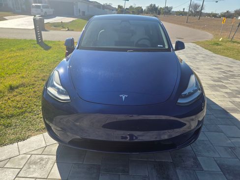 Used 2020 Tesla Model Y Performance image 2