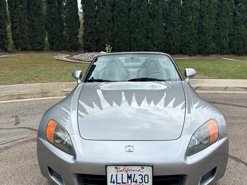 Used 2000 Honda S2000 image 2