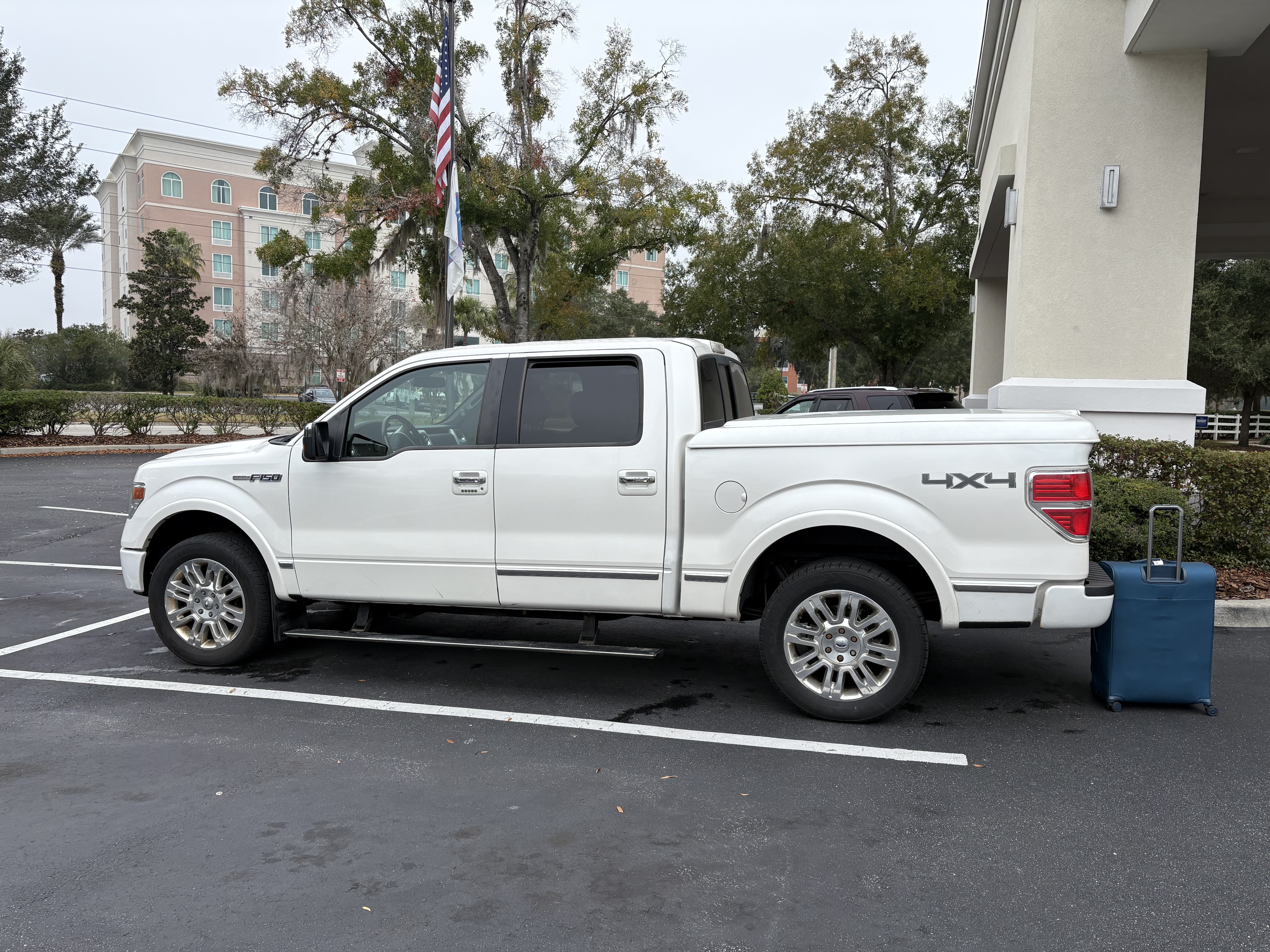 Used 2013 Ford F150 Platinum AWD/4WD image 8