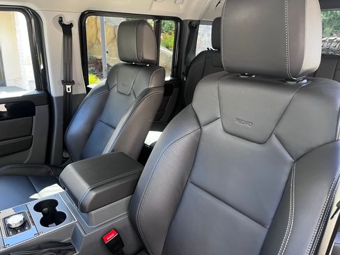 Used 2024 INEOS Grenadier AWD/4WD image 21
