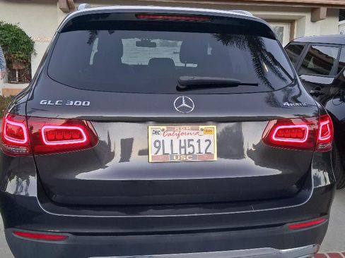 Used 2020 Mercedes-Benz GLC 300 4MATIC image 14