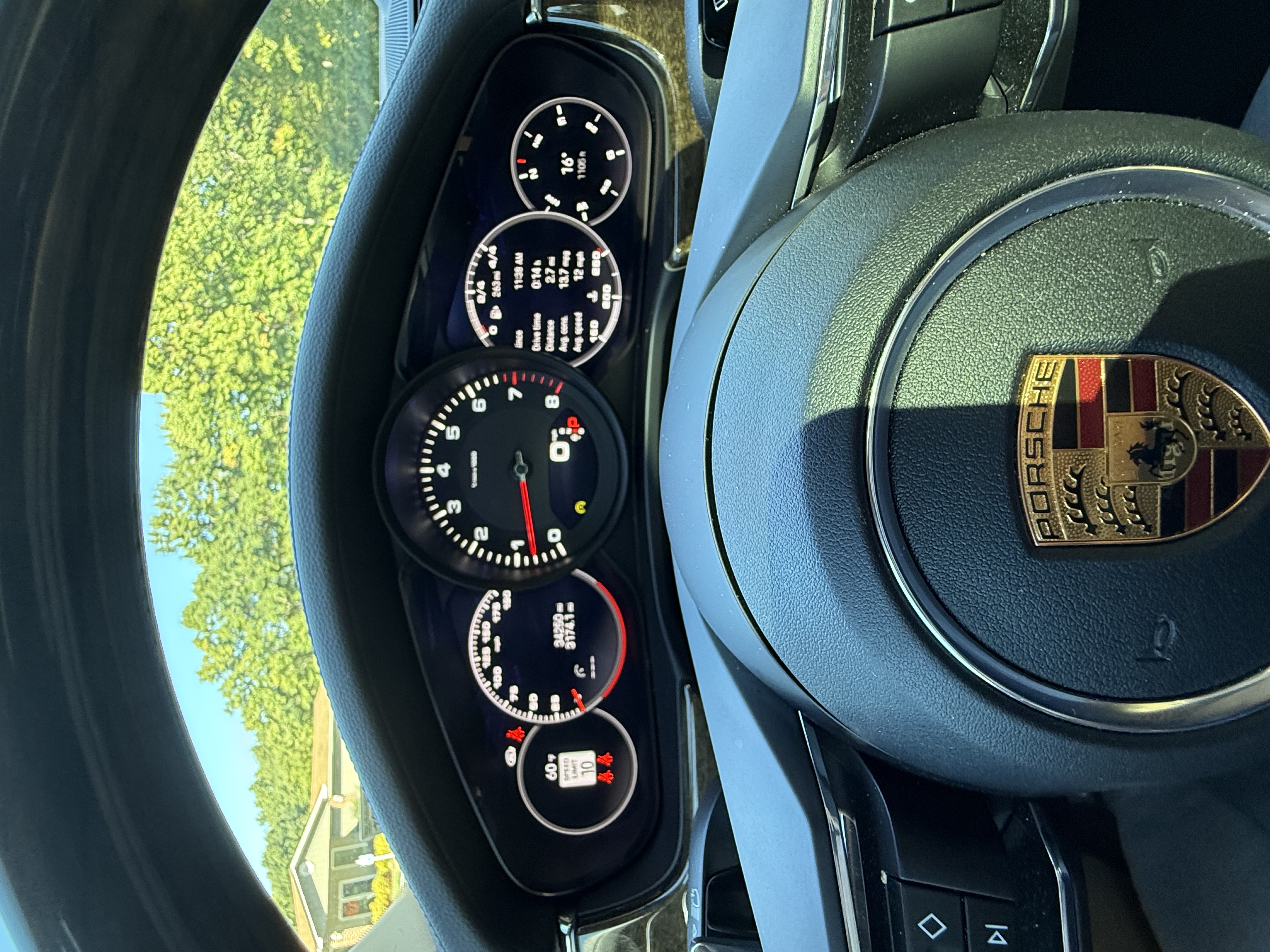 Used 2022 Porsche Panamera 4 Platinum Edition AWD/4WD image 15