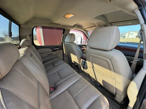 Used 2007 GMC Sierra 2500 SLT w/ Convenience Package image 15