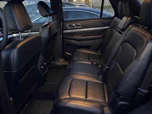Used 2018 Ford Explorer Sport AWD/4WD image 14