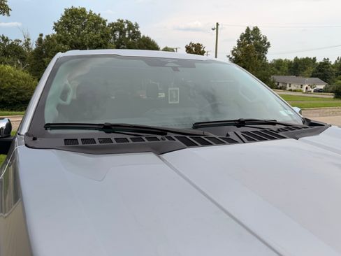 Used 2023 Ford F150 Lariat w/ Equipment Group 502A High AWD/4WD image 15