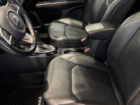 Used 2021 Jeep Compass Limited w/ Sun and Sound Group image 5