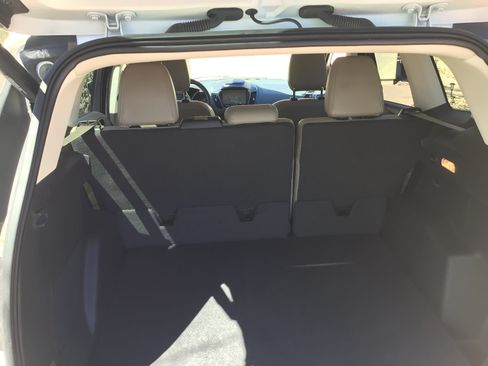 Used 2018 Ford Escape Titanium w/ Ford Safe & Smart Package image 15