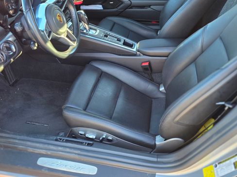 Used 2022 Porsche 718 Boxster Roadster 2D image 6