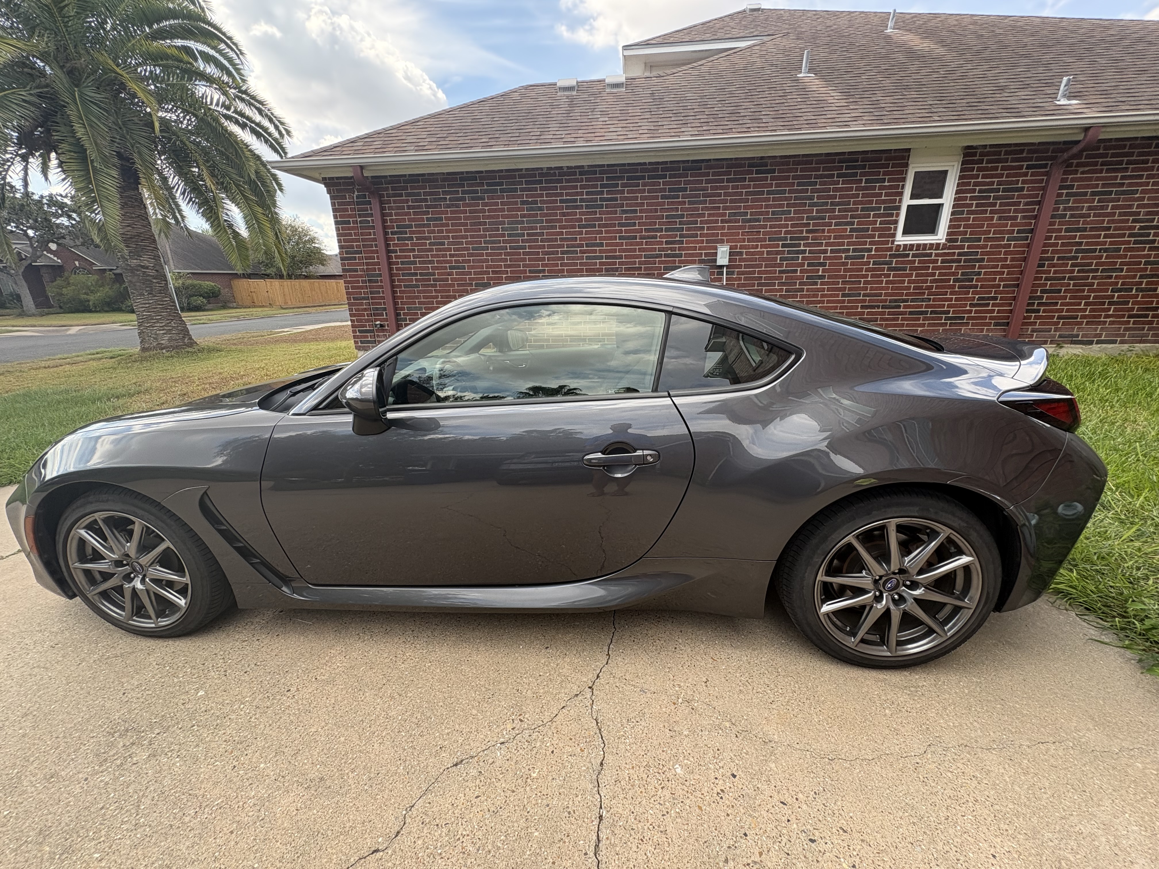 Used 2023 Subaru BRZ Premium RWD image 1