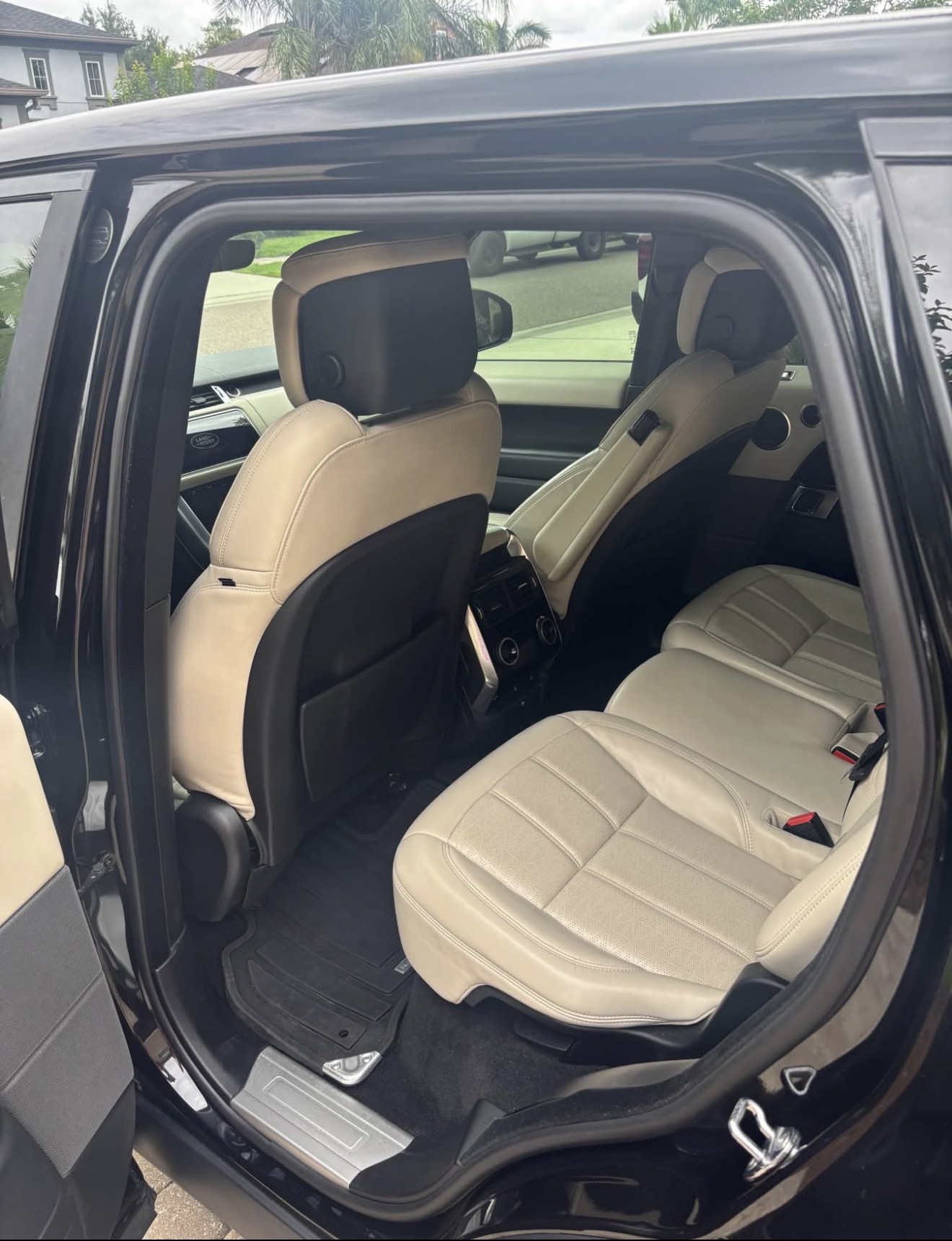 Used 2019 Land Rover Range Rover Sport HSE Dynamic AWD/4WD image 12