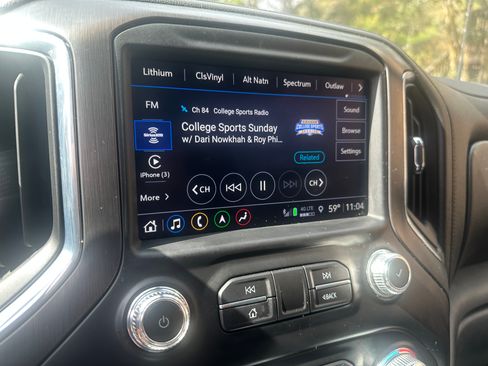 Used 2023 GMC Sierra 2500 AT4 w/ AT4 Preferred Package image 19