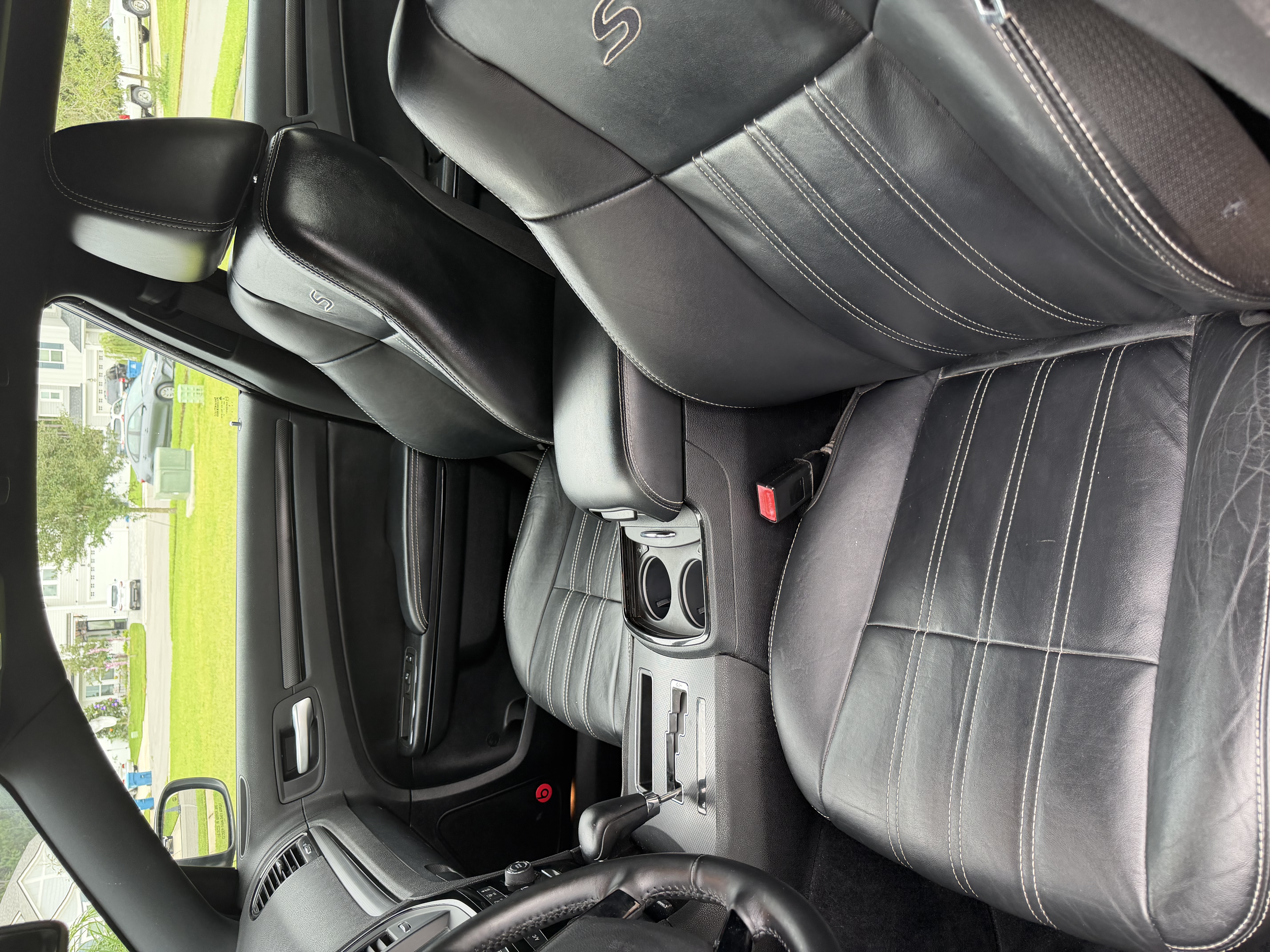 Used 2012 Chrysler 300 S RWD image 11