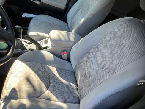 Used 2011 Toyota RAV4 2WD V6 w/ 3rd Row image 9