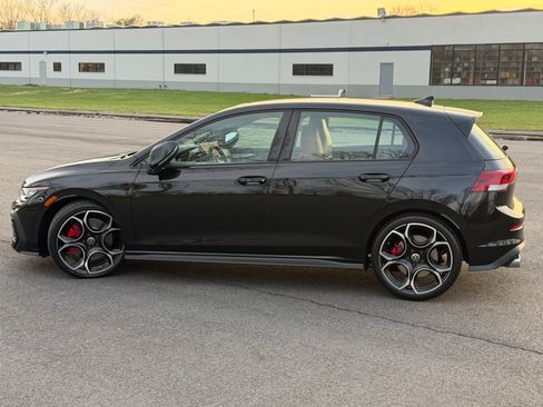 Used 2025 Volkswagen GTI Autobahn image 10