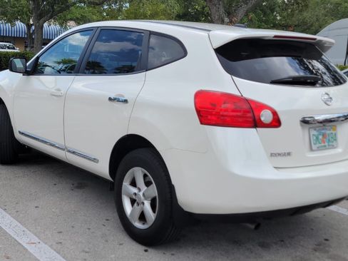 Used 2012 Nissan Rogue S w/ Special Edition Pkg FWD image 8