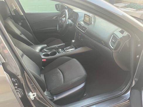 Used 2016 MAZDA MAZDA3 i Sport image 14