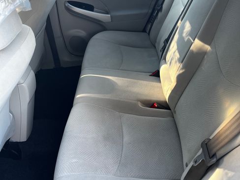 Used 2015 Toyota Prius Two image 5