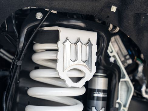 Used 2024 Ford F450 Limited w/ FX4 Off-Road Package image 8