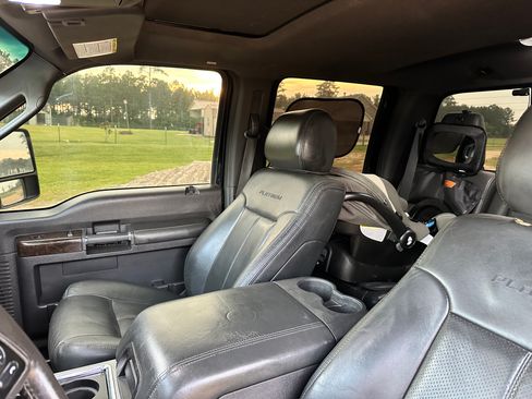 Used 2016 Ford F250 Platinum w/ FX4 Off-Road Package AWD/4WD image 21