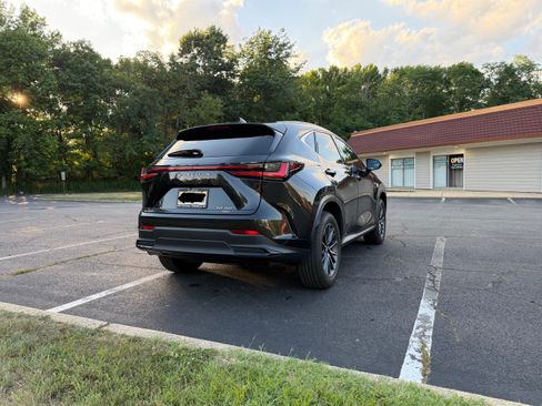 Used 2024 Lexus NX 350 AWD w/ Vision Package image 11