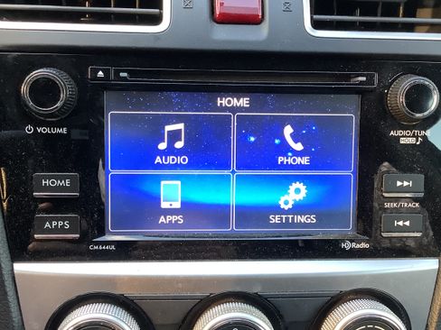 Used 2015 Subaru Crosstrek 2.0i Premium w/ Moonroof Package image 10