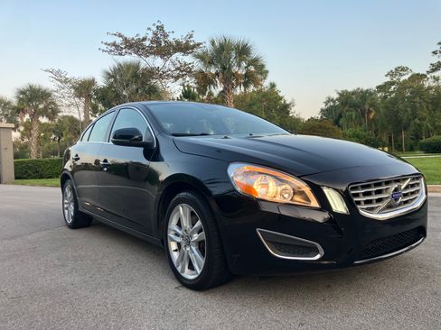 Used 2013 Volvo S60 T5 image 4