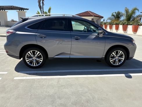 Used 2013 Lexus RX 350 FWD image 2