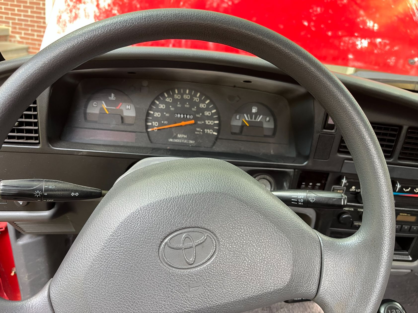 Used 1994 Toyota Pickup 2WD Regular Cab image 11