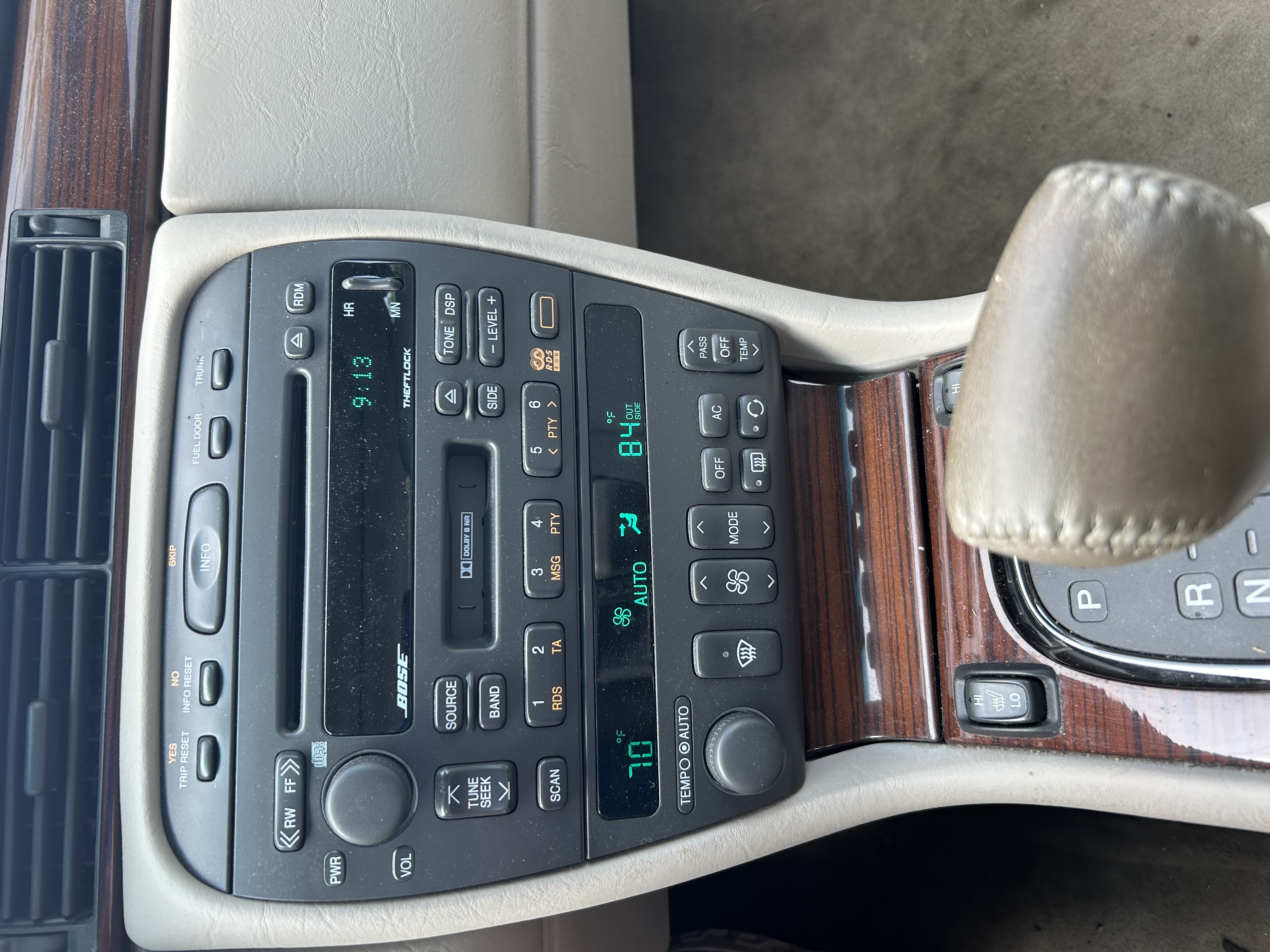 Used 2000 Cadillac Eldorado Touring FWD image 23